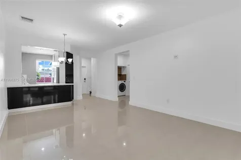 30 SE 6th Road Homestead FL 33030
