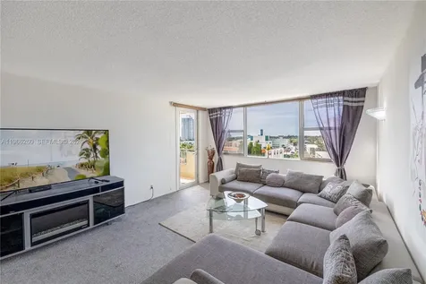 3180 S Ocean Drive Hallandale Beach FL 33009
