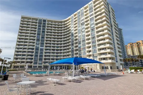 3180 S Ocean Drive Hallandale Beach FL 33009