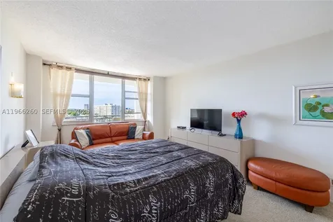 3180 S Ocean Drive Hallandale Beach FL 33009