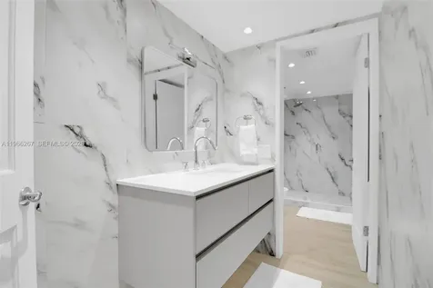 5757 Collins Avenue Miami Beach FL 33140