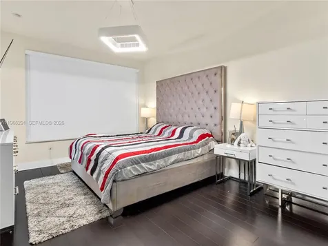 6420 NW 105th Place Doral FL 33178