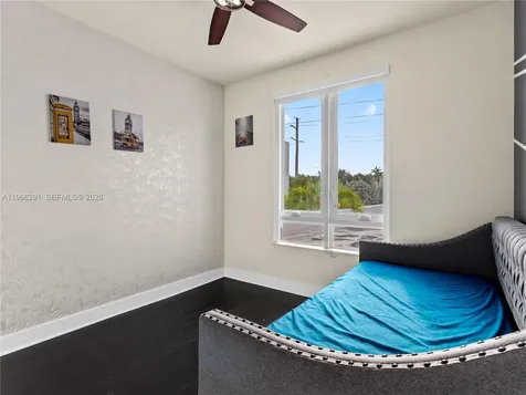 6420 NW 105th Place Doral FL 33178