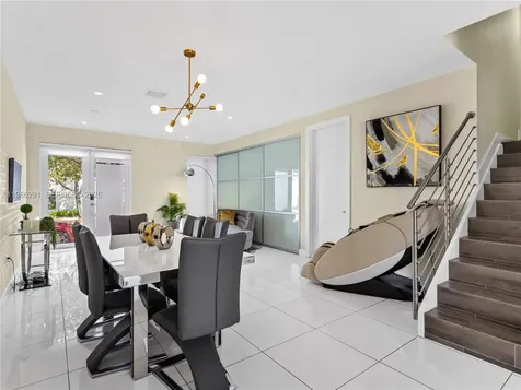 6420 NW 105th Place Doral FL 33178