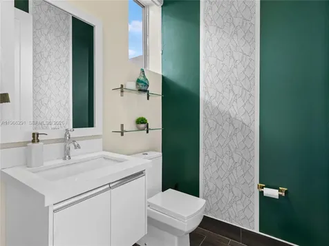 6420 NW 105th Place Doral FL 33178