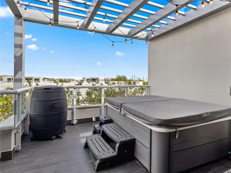 6420 NW 105th Place Doral FL 33178