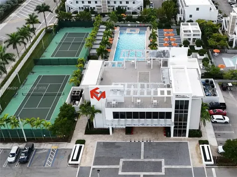 6420 NW 105th Place Doral FL 33178