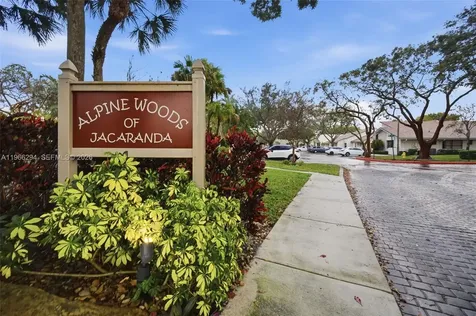 7924 NW 10th Street Plantation FL 33322