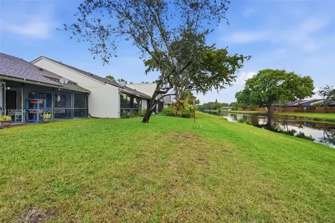 7924 NW 10th Street Plantation FL 33322