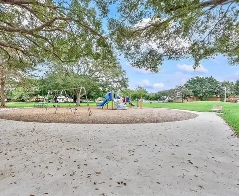 7924 NW 10th Street Plantation FL 33322