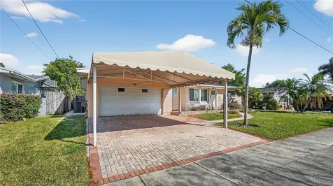 2831 Arthur Street Hollywood FL 33020