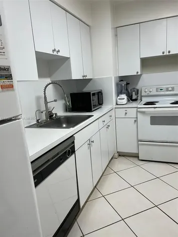 9225 Collins Avenue Surfside FL 33154
