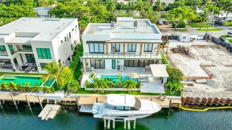 2050 S Hibiscus Drive North Miami FL 33181