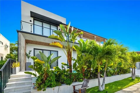 2050 S Hibiscus Drive North Miami FL 33181