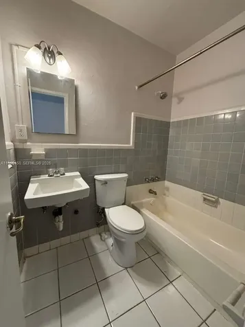 301 Sharar Avenue Opa-Locka FL 33054