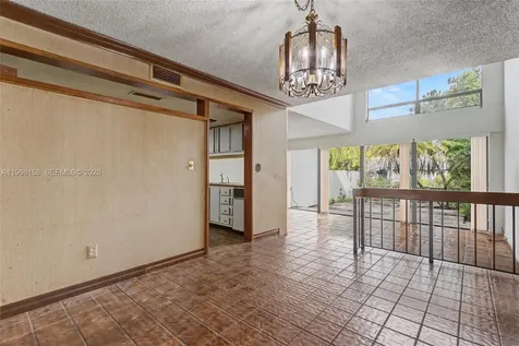 7123 SW 53rd Lane Miami FL 33155