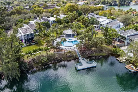7123 SW 53rd Lane Miami FL 33155