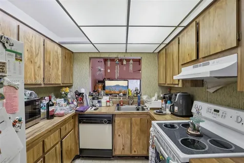 1881 SW 81st Avenue Davie FL 33324