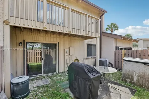 1881 SW 81st Avenue Davie FL 33324