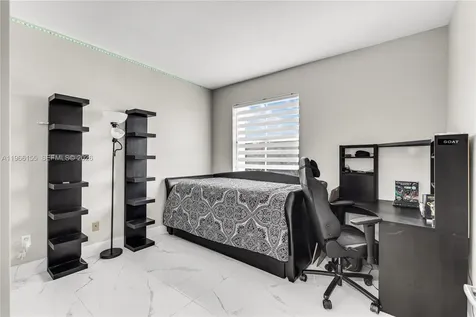 1147 NE 37th Place Homestead FL 33033