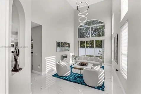 1147 NE 37th Place Homestead FL 33033