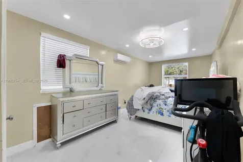 860 NE 142nd Street North Miami FL 33161