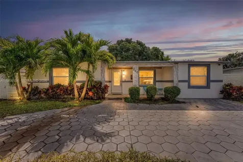 860 NE 142nd Street North Miami FL 33161