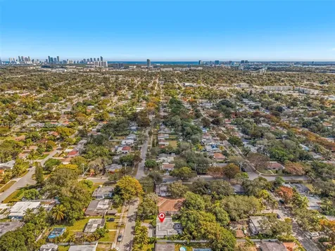 860 NE 142nd Street North Miami FL 33161
