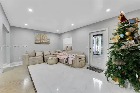 860 NE 142nd Street North Miami FL 33161