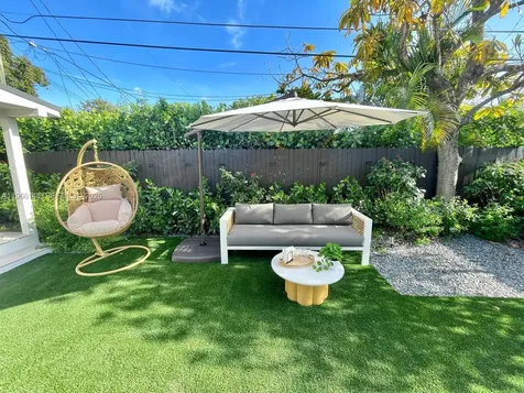 1420 SW 17th Street Miami FL 33145