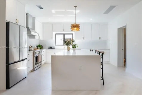 1420 SW 17th Street Miami FL 33145