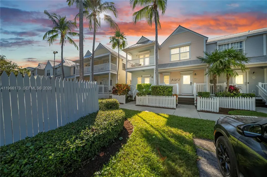 5036 Sunset Village Drive Duck FL 33050