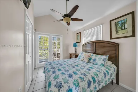 5036 Sunset Village Drive Duck FL 33050
