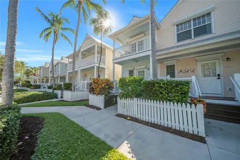 5036 Sunset Village Drive Duck FL 33050