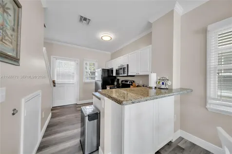 5036 Sunset Village Drive Duck FL 33050