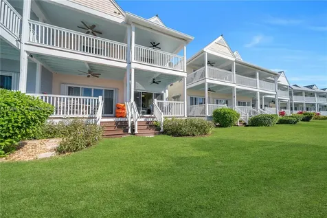 5036 Sunset Village Drive Duck FL 33050