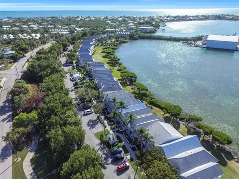 5036 Sunset Village Drive Duck FL 33050