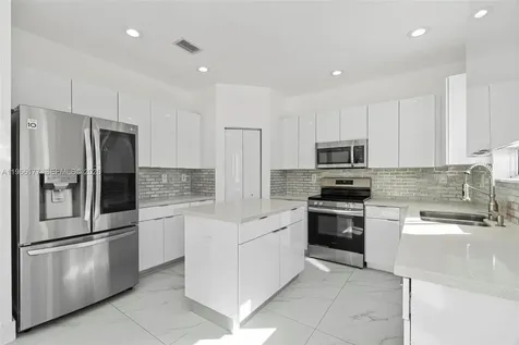 15786 SW 141st Street Miami FL 33196