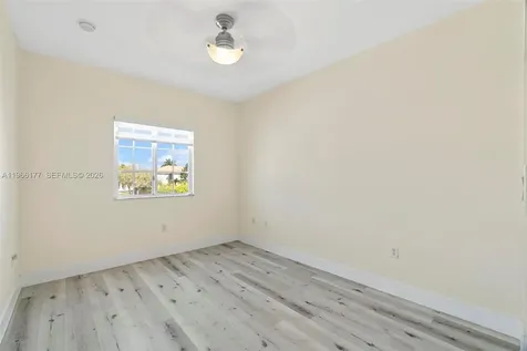 15786 SW 141st Street Miami FL 33196