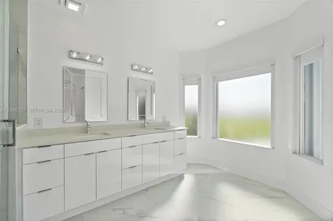 15786 SW 141st Street Miami FL 33196