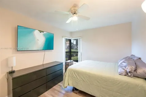 3246 NW 47 Avenue Coconut Creek FL 33063