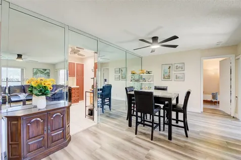 3246 NW 47 Avenue Coconut Creek FL 33063