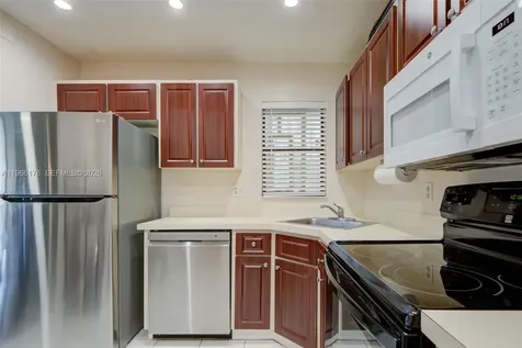 3246 NW 47 Avenue Coconut Creek FL 33063