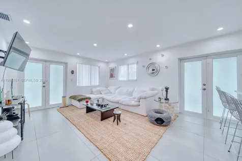 2841 SW 24th Terrace Miami FL 33145