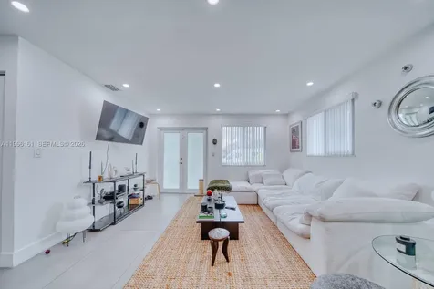2841 SW 24th Terrace Miami FL 33145