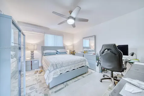 2841 SW 24th Terrace Miami FL 33145