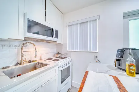 2841 SW 24th Terrace Miami FL 33145