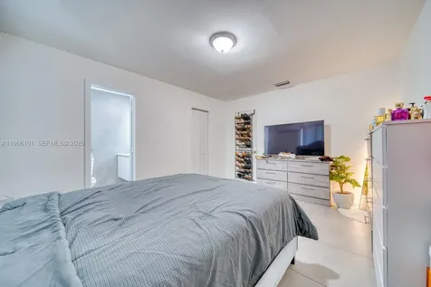 2841 SW 24th Terrace Miami FL 33145