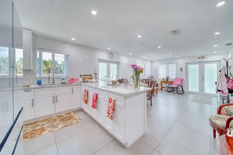 2841 SW 24th Terrace Miami FL 33145