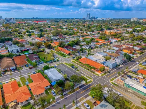 2841 SW 24th Terrace Miami FL 33145
